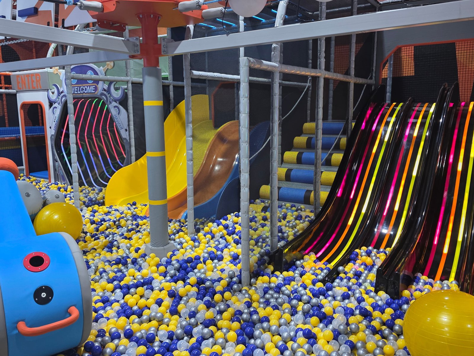 Bounce Air Toddler Ball Pit